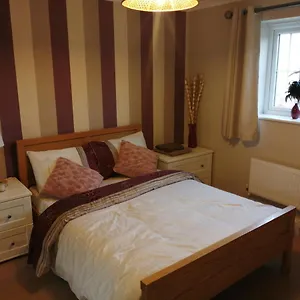  Homestay Bridge House